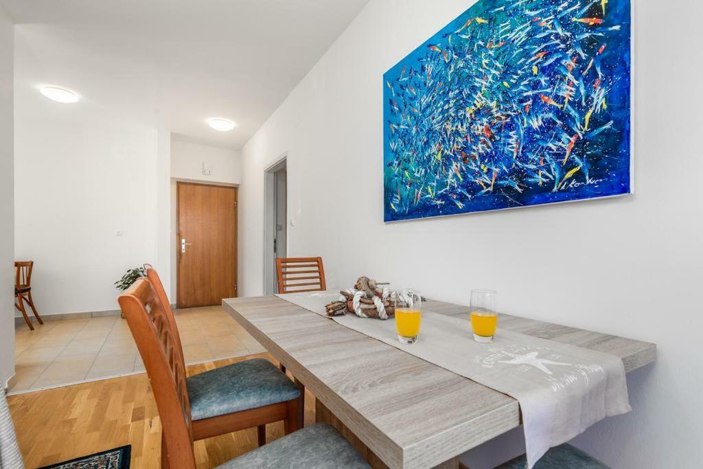 Apartment Roza, Sea View, Free Parking Ičići Zewnętrze zdjęcie