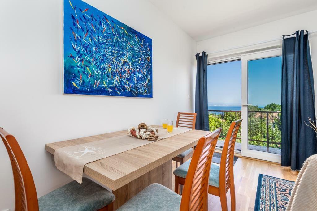 Apartment Roza, Sea View, Free Parking Ičići Zewnętrze zdjęcie